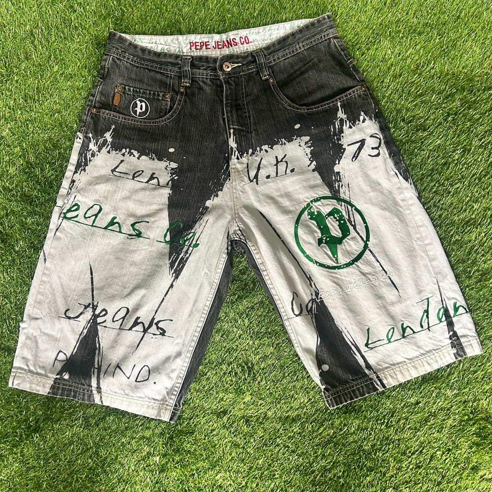 Pepe Jeans Black and Gray Jean Shorts SZ 34